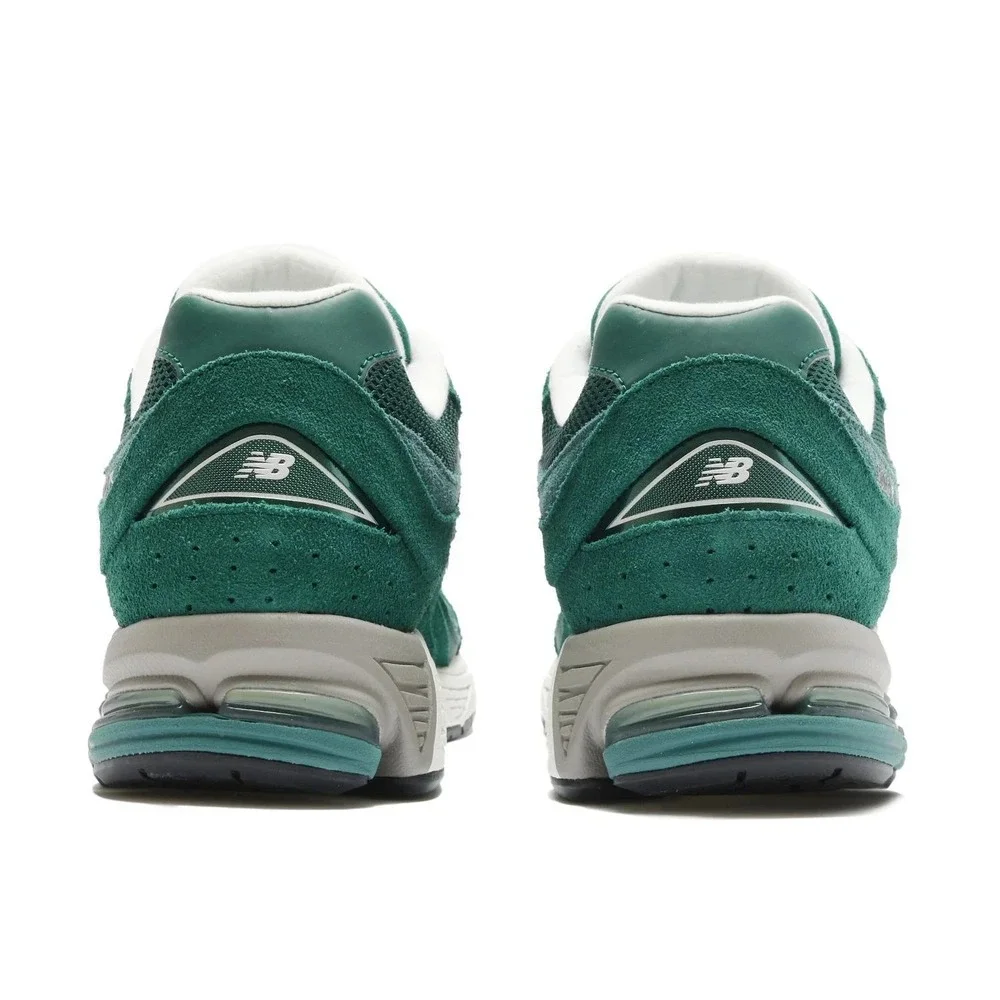 New Balance men new